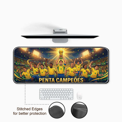 Soccer-themed desk mat with players celebrating a victory, featuring the text 'Penta Campeçes'.