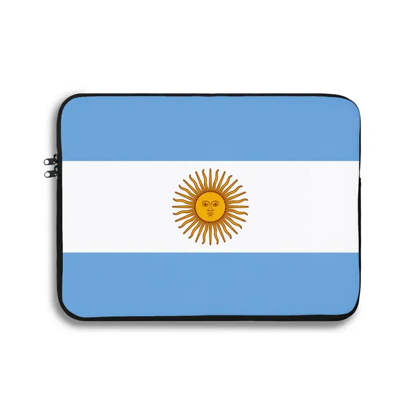 Laptop sleeve with the design of the Argentine flag on a white background