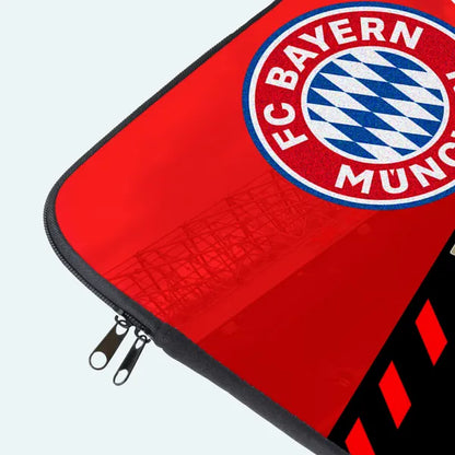 Red pouch with FC Bayern Munich logo on a white background