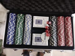 KD CASINO 300 Pcs POKER CHIPS SET, PREMIUM HEAVY QUALITY CHIPS